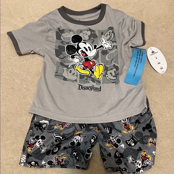 Disney Other - Disneyland Gray and Yellow Mickey Mouse Pajama Set